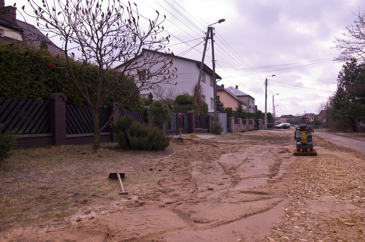 Wiosenny front robót